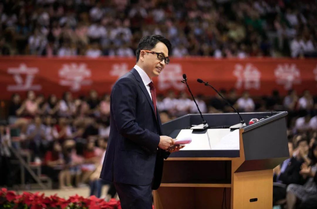 【夜讀】高瓴資本張磊：選擇比努力重要，與誰同行比要去的遠方重要